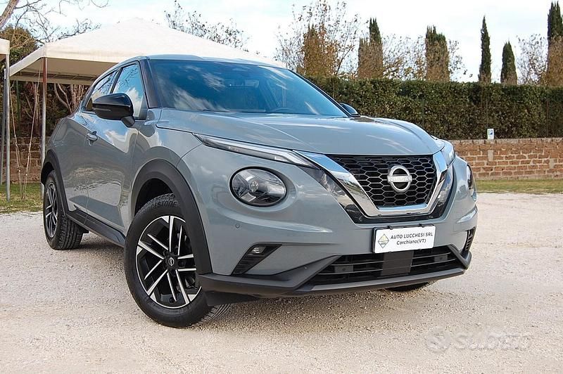 Grigio Usata 2025 Nissan Juke N-Connecta SUV | 20.900 € (Cara) - Immagine 1/4