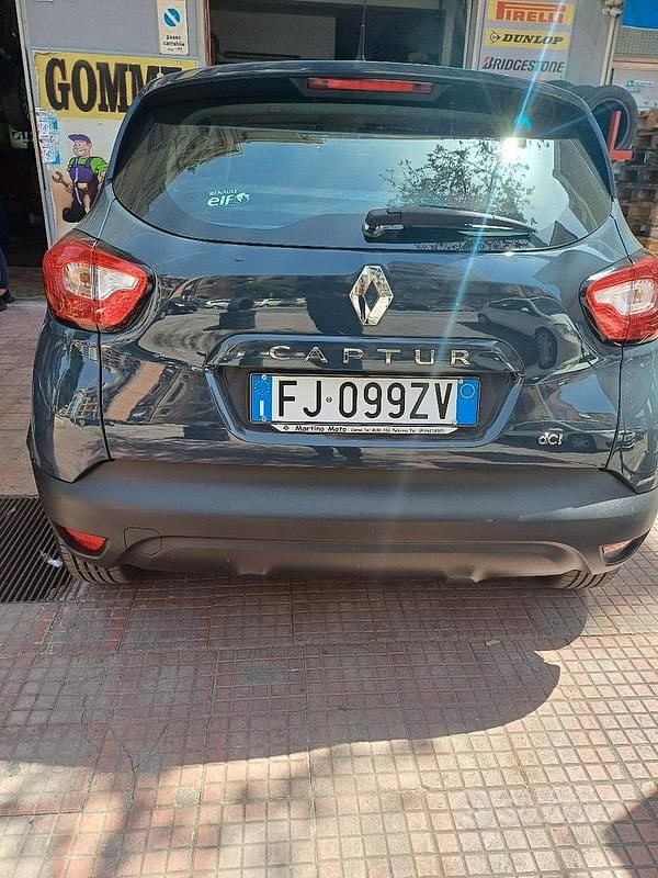 Usata Renault Captur 90 CV (66 kW) 2017 SUV