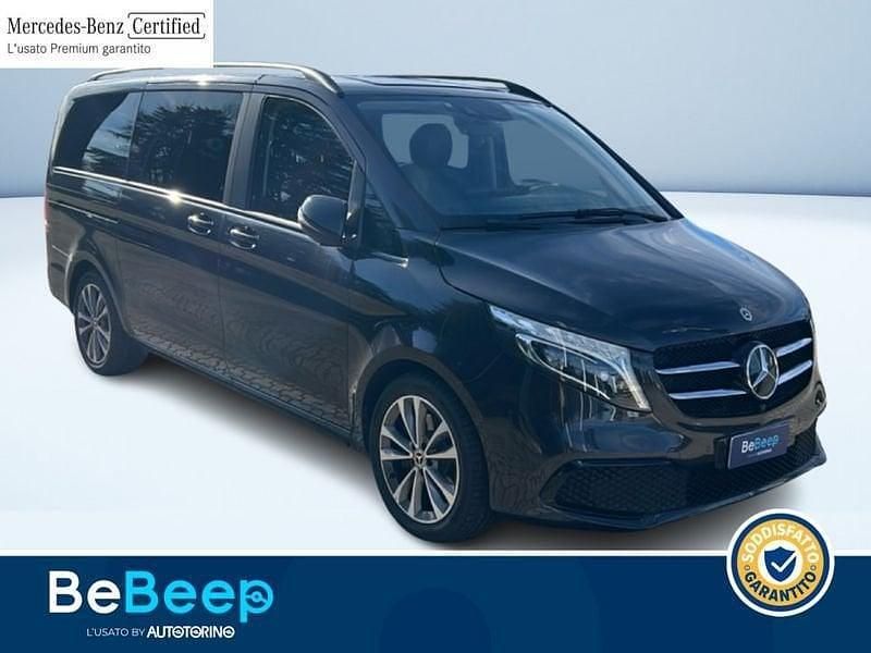 Usata Mercedes V250 Premium 190 CV (139 kW) 2022 Grigio metallizzato Monovolume