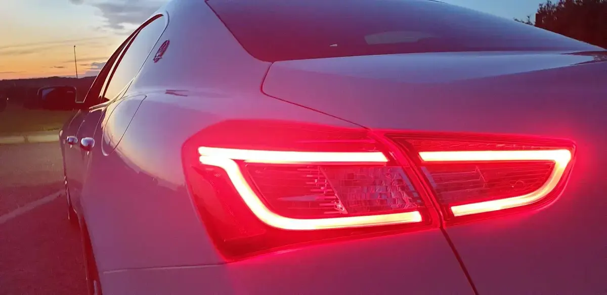 Usata Maserati Ghibli 275 CV (202 kW) 2015 Bianco Berlina