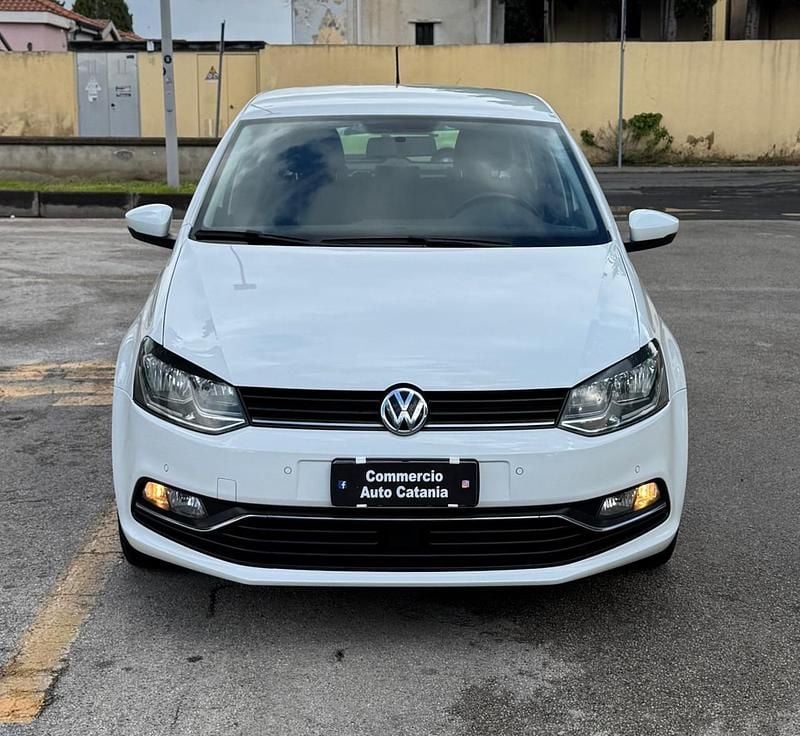 Bianco Usata 2017 VW Polo Due volumi | 8990 € (Buon prezzo) - Immagine 1/4