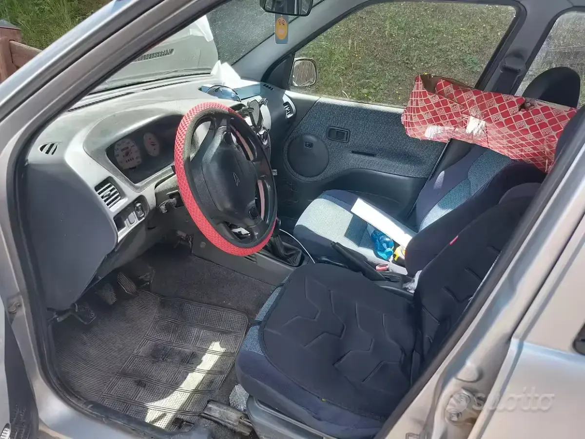 Usata Daihatsu Terios 86 CV (63 kW) 2001 SUV