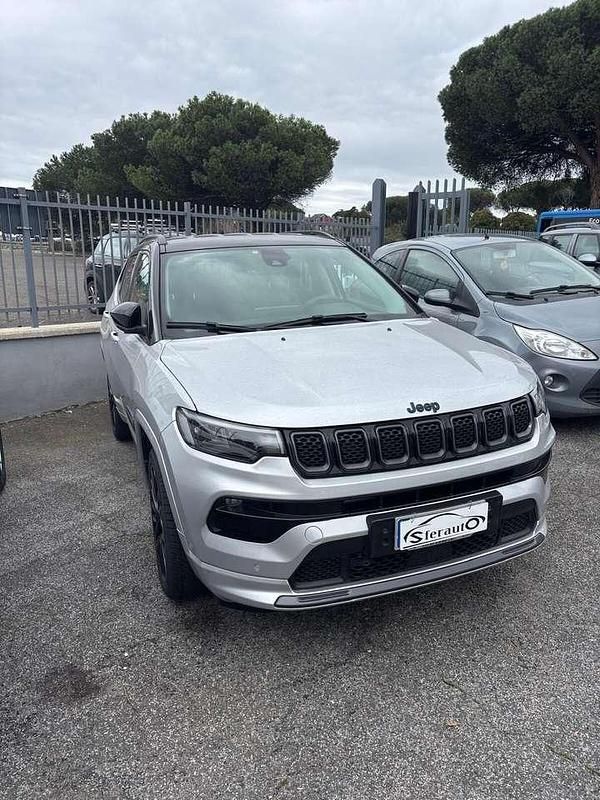 Usata Jeep Compass 179 CV (131 kW) 2022 Grigio SUV