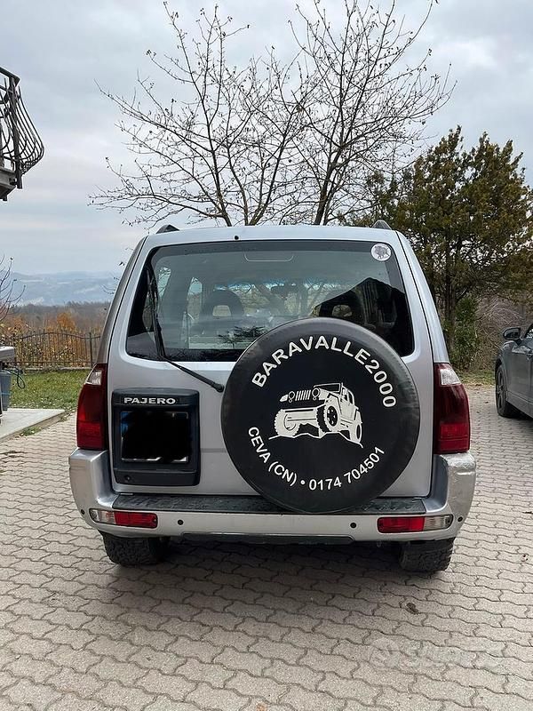 Usata Mitsubishi Pajero 2004 Grigio SUV