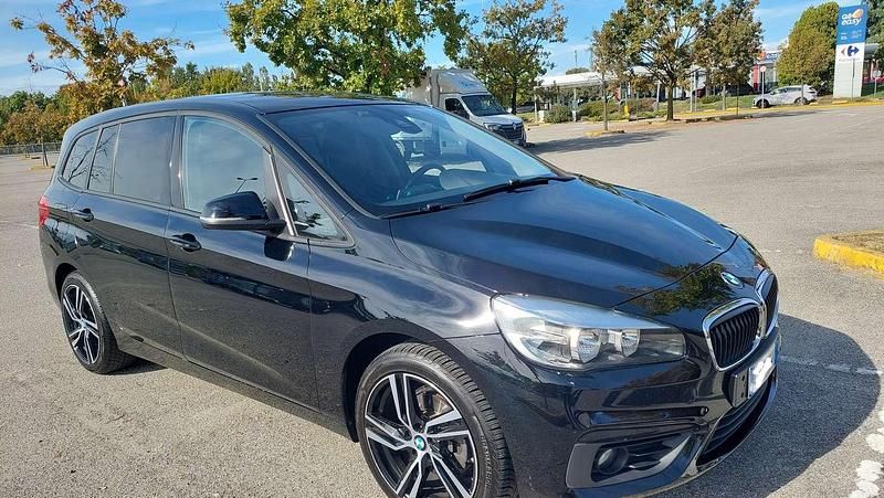 Usata BMW 214 Gran Tourer Luxury Line 95 CV (69 kW) 2016 Nero Monovolume