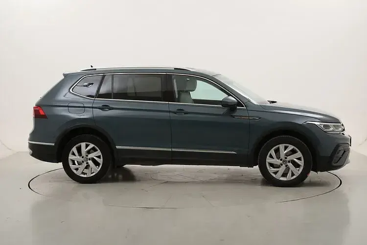 Gebraucht VW Tiguan Elegance 150 PS (110 kW) 2022 SUV
