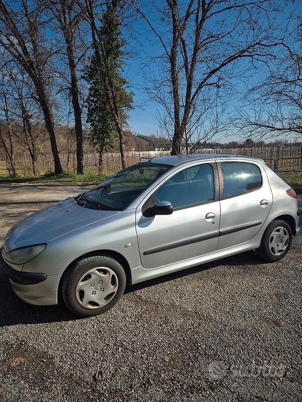 Usata Peugeot 206 2003 Grigio Berlina