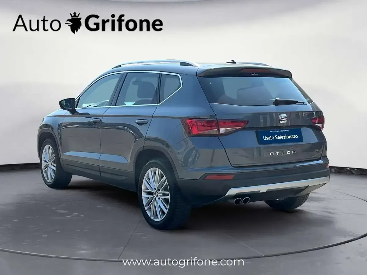 Usata Seat Ateca 4Drive 150 CV (110 kW) 2017 Grigio SUV