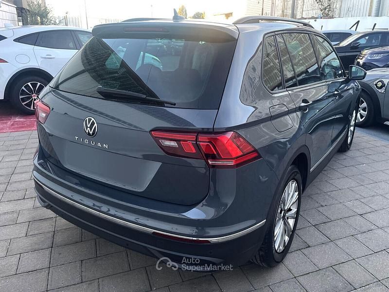 Usata VW Tiguan Life 150 CV (110 kW) 2021 Grigio SUV