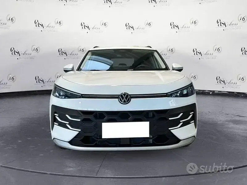 Usata VW T-Roc Life 150 CV (110 kW) 2026 Bianco SUV