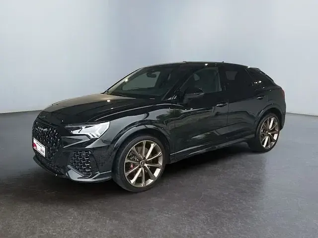 Usata Audi Q3 Sportback Comfort 400 CV (294 kW) 2024 Nero mythos metallizzato SUV