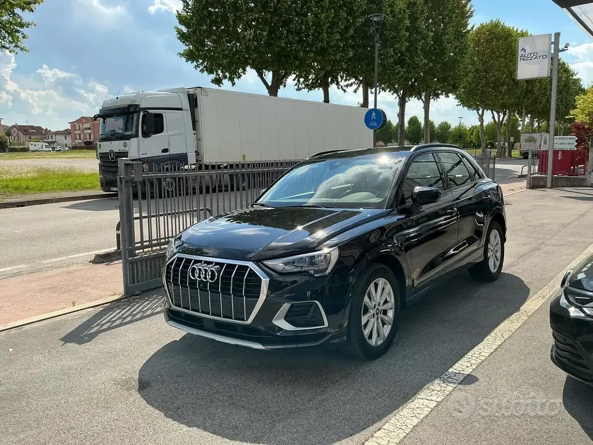 Usata Audi Q3 Advanced Plus 150 CV (110 kW) 2023 Nero SUV