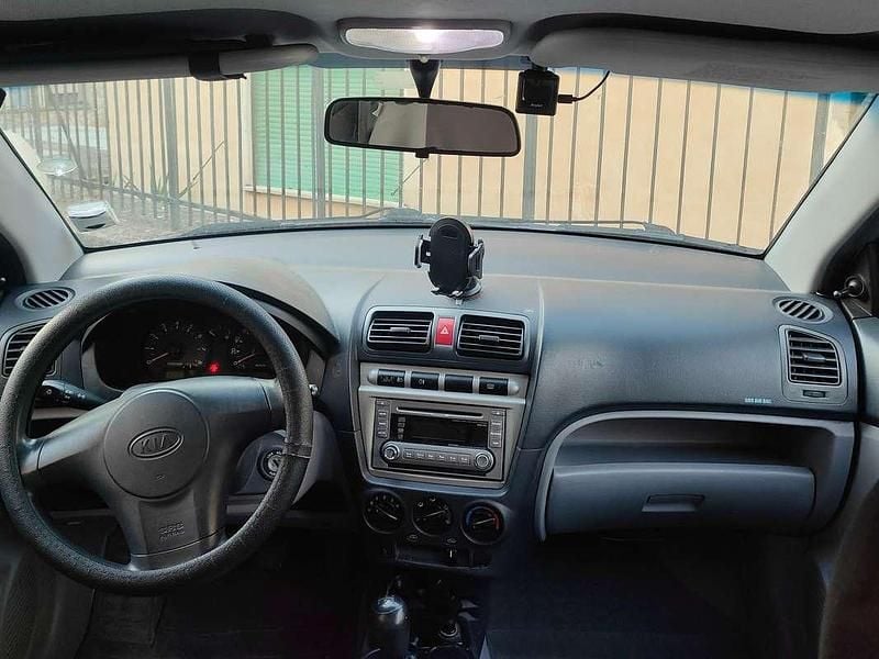 Usata Kia Picanto EX 65 CV (47 kW) 2006 Blu/azzurro Utilitaria