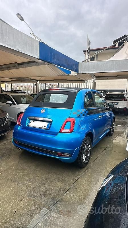 Usata Fiat 500 51 CV (37 kW) 2019 Blu Cabrio