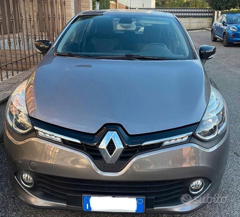 Usata Renault Clio IV 90 CV (66 kW) 2015 Grigio Utilitaria
