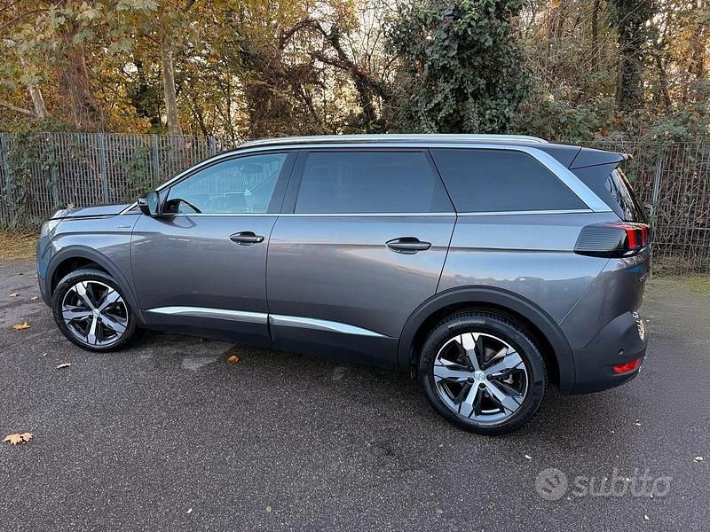 Usata Peugeot 5008 GT-line 177 CV (130 kW) 2020 Grigio Berlina