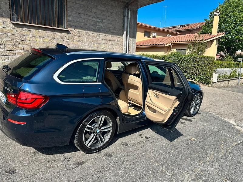 Usata BMW 520 184 CV (135 kW) 2013 Blu Berlina