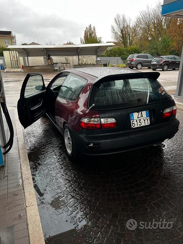 Usata Honda Civic 131 CV (96 kW) 1991 Berlina