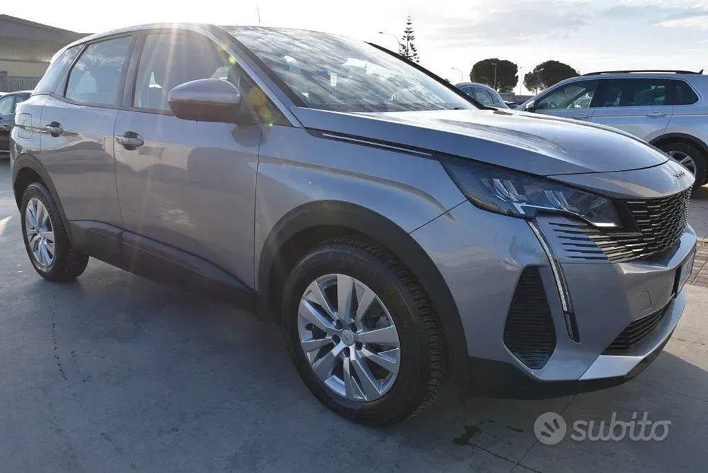 Usata Peugeot 3008 Allure 131 CV (96 kW) 2021 Grigio SUV