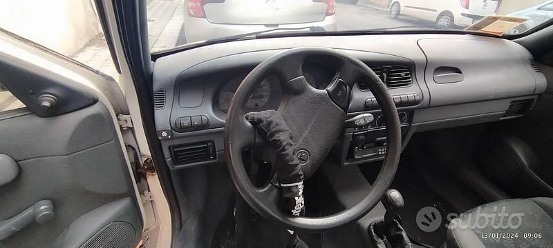 Usata Skoda Pick-up 1997 Bianco Pick-up