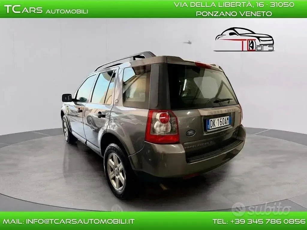Usata Land Rover Freelander 2 HSE 160 CV (117 kW) 2007 Grigio SUV