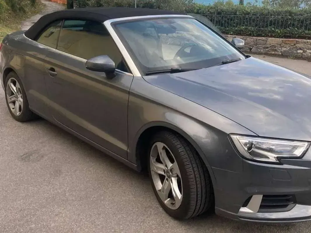 Usata Audi A3 Cabriolet Sport 184 CV (135 kW) 2018 Grigio Cabrio