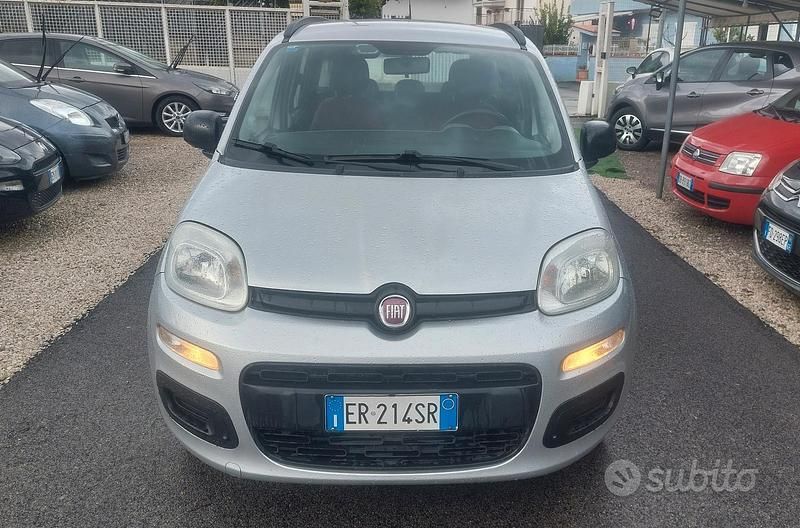 Grigio Usata 2013 Fiat Panda Due volumi | 5800 € (Buon prezzo) - Immagine 1/4
