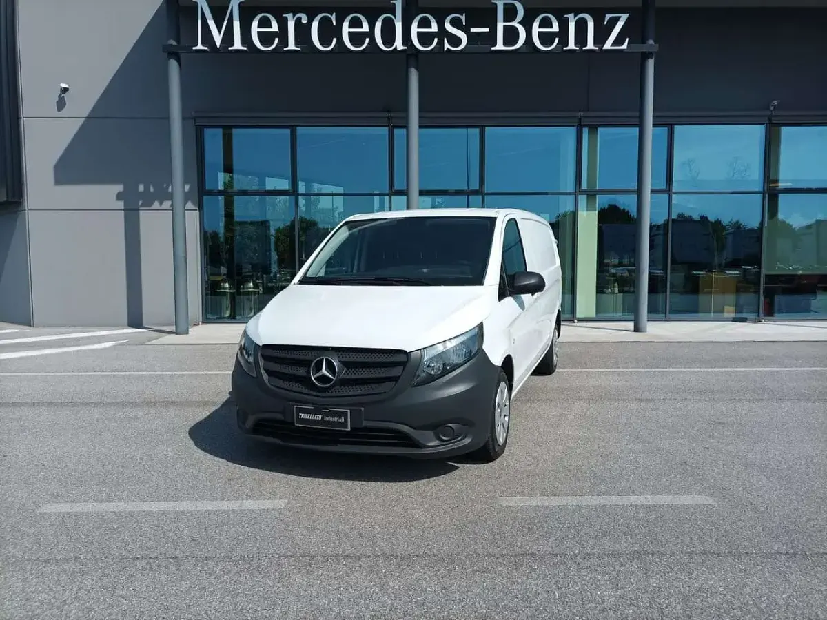 Usata Mercedes Vito 102 CV (75 kW) 2020 Bianco artico Furgone