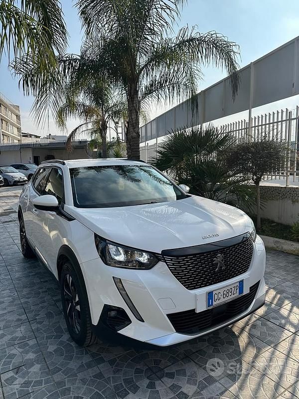 Bianco Usata 2021 Peugeot 2008 Allure SUV | 10.900 € (Super prezzo) - Immagine 1/4