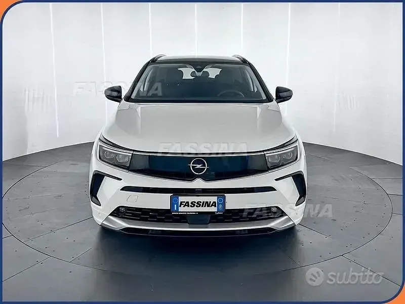 Usata Opel Grandland X Ultimate 131 CV (96 kW) 2024 Bianco SUV