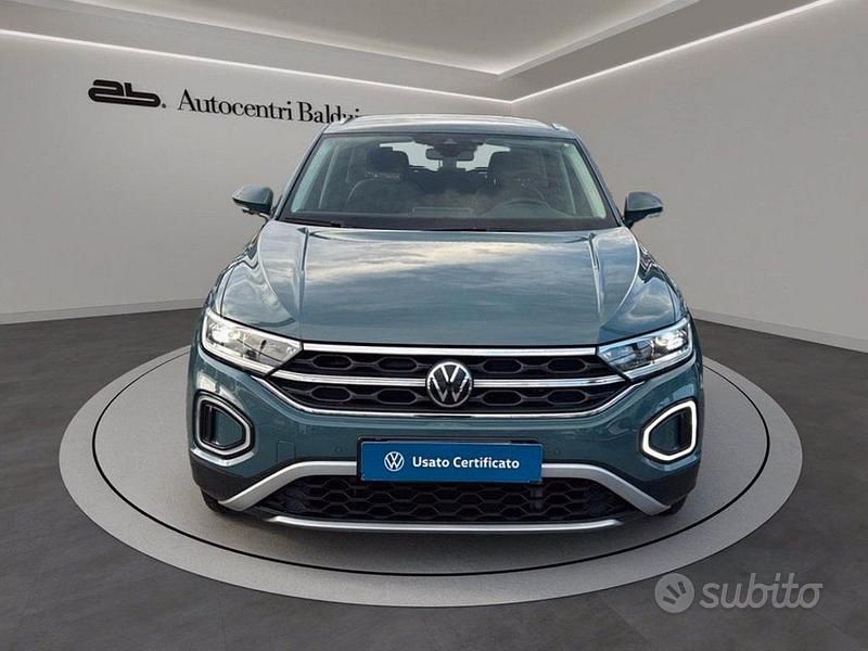 Usata VW T-Roc Style 110 CV (80 kW) 2023 Blu SUV