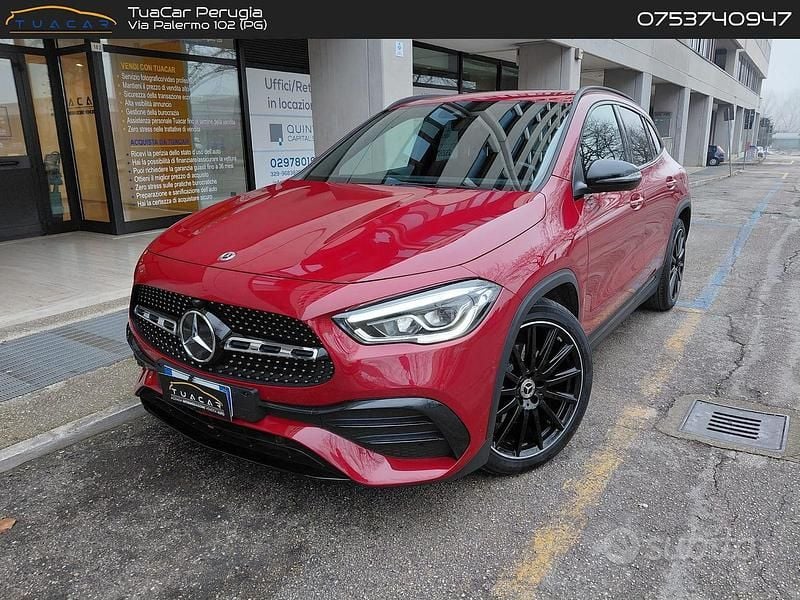 Usata Mercedes GLA200 AMG Line Premium 150 CV (110 kW) 2023 Rosso SUV
