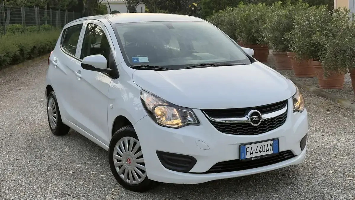 Usata Opel Karl 75 CV (55 kW) 2015 Bianco Utilitaria