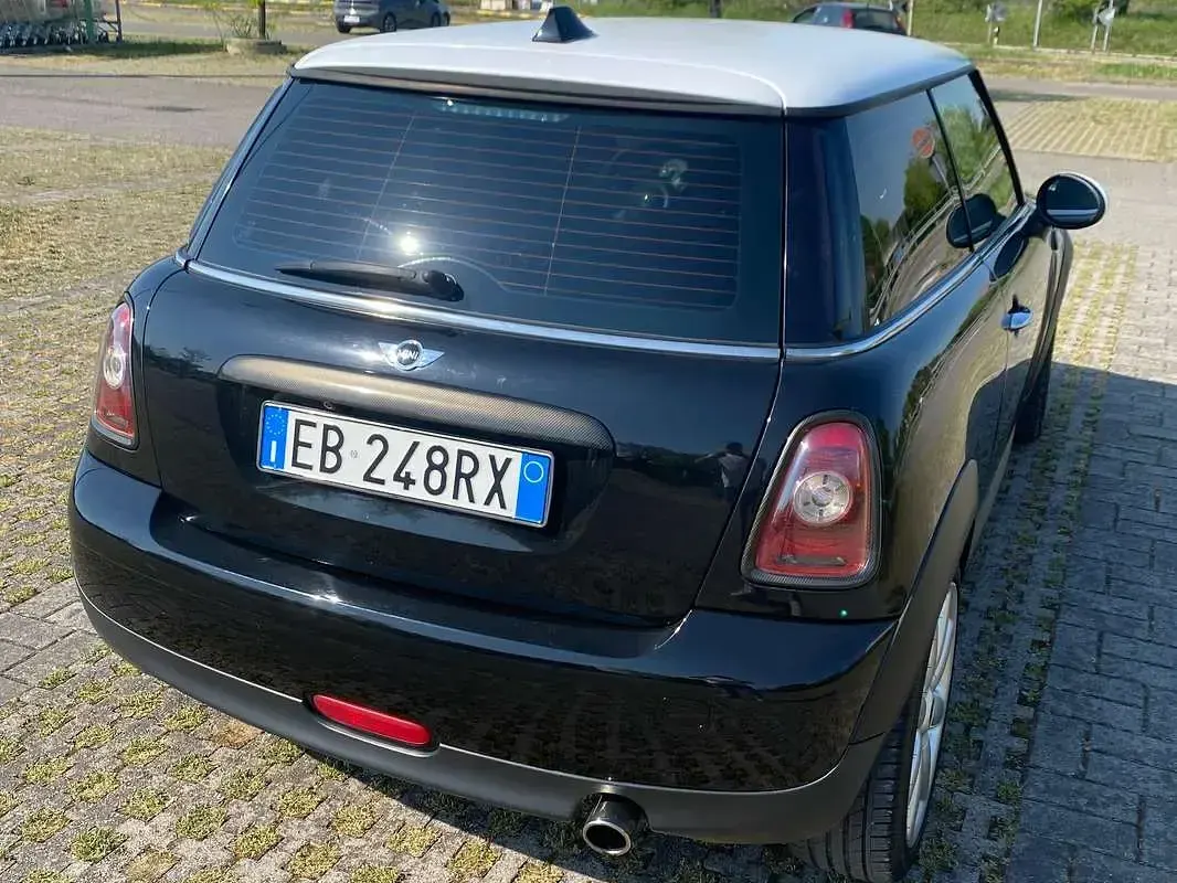 Usata Mini ONE 75 CV (55 kW) 2010 Nero Utilitaria
