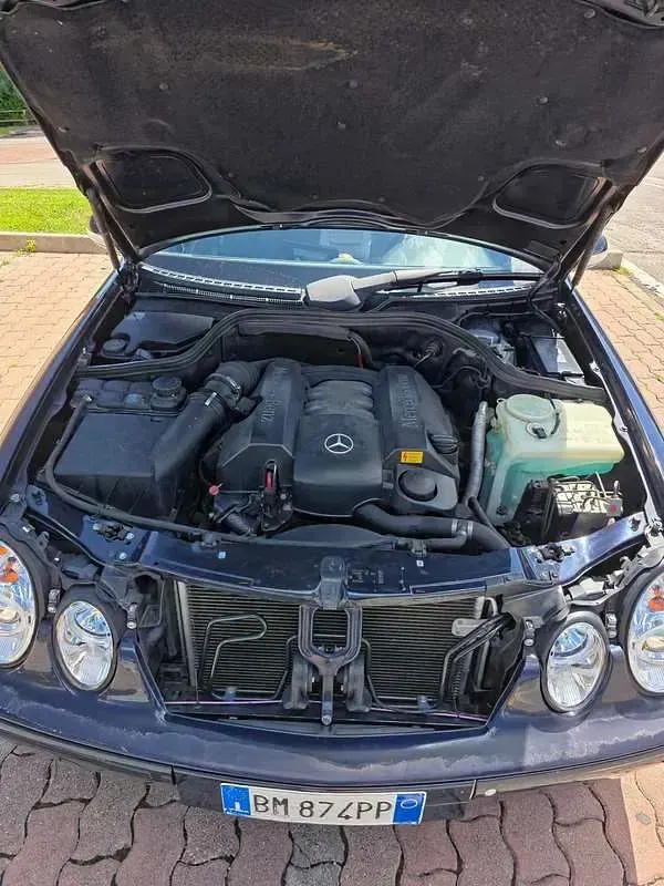 Usata Mercedes CLK320 Elegance 218 CV (160 kW) 2000 Blu/azzurro Coupé
