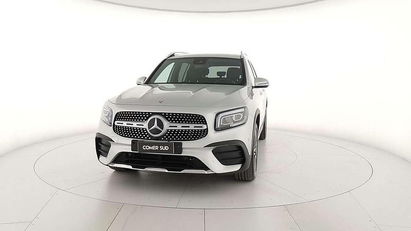 Usata Mercedes GLB200 Premium 150 CV (110 kW) 2023 Argento SUV