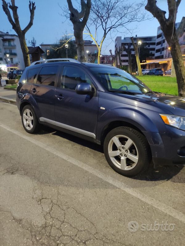 Usata Mitsubishi Outlander 2008 Blu SUV