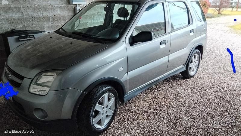Usata Suzuki Ignis 99 CV (72 kW) 2003 Utilitaria