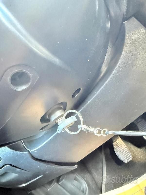 Usata Fiat Punto Evo 75 CV (55 kW) 2011 Grigio Utilitaria