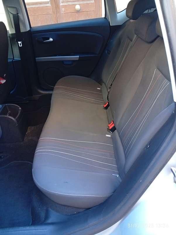 Usata Seat Leon Copa 105 CV (77 kW) 2011 Berlina