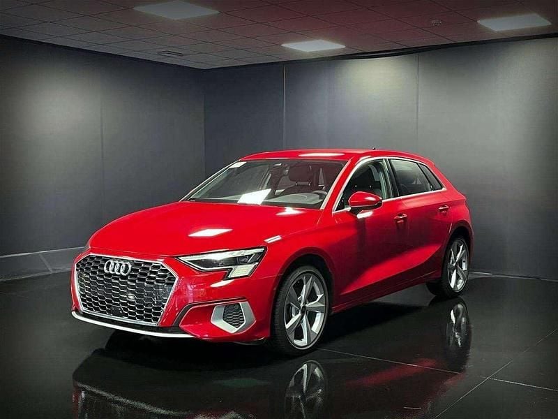 Usata Audi A3 Advanced 150 CV (110 kW) 2023 Rosso Berlina