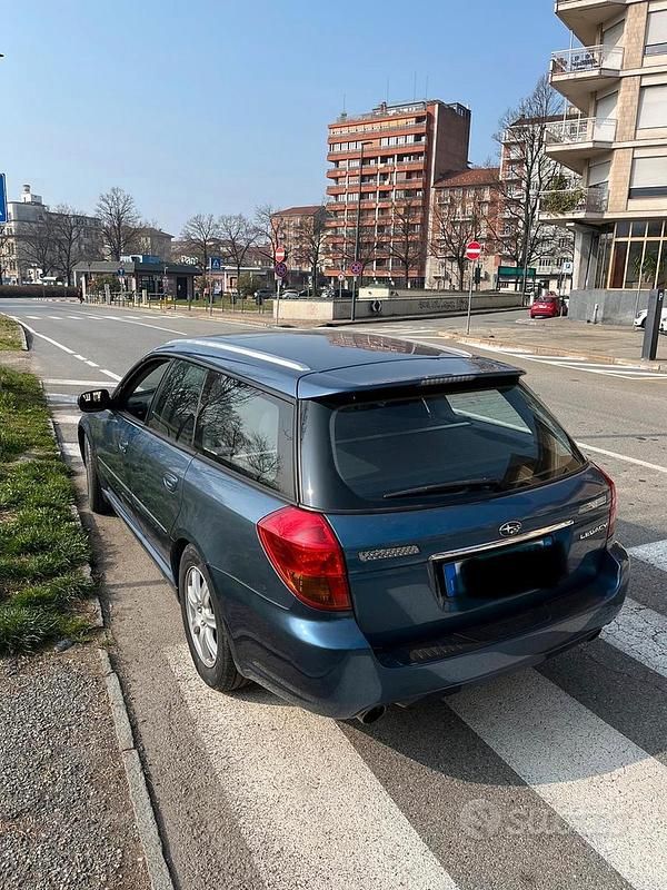 Usata Subaru Legacy 2003 Blu Station wagon