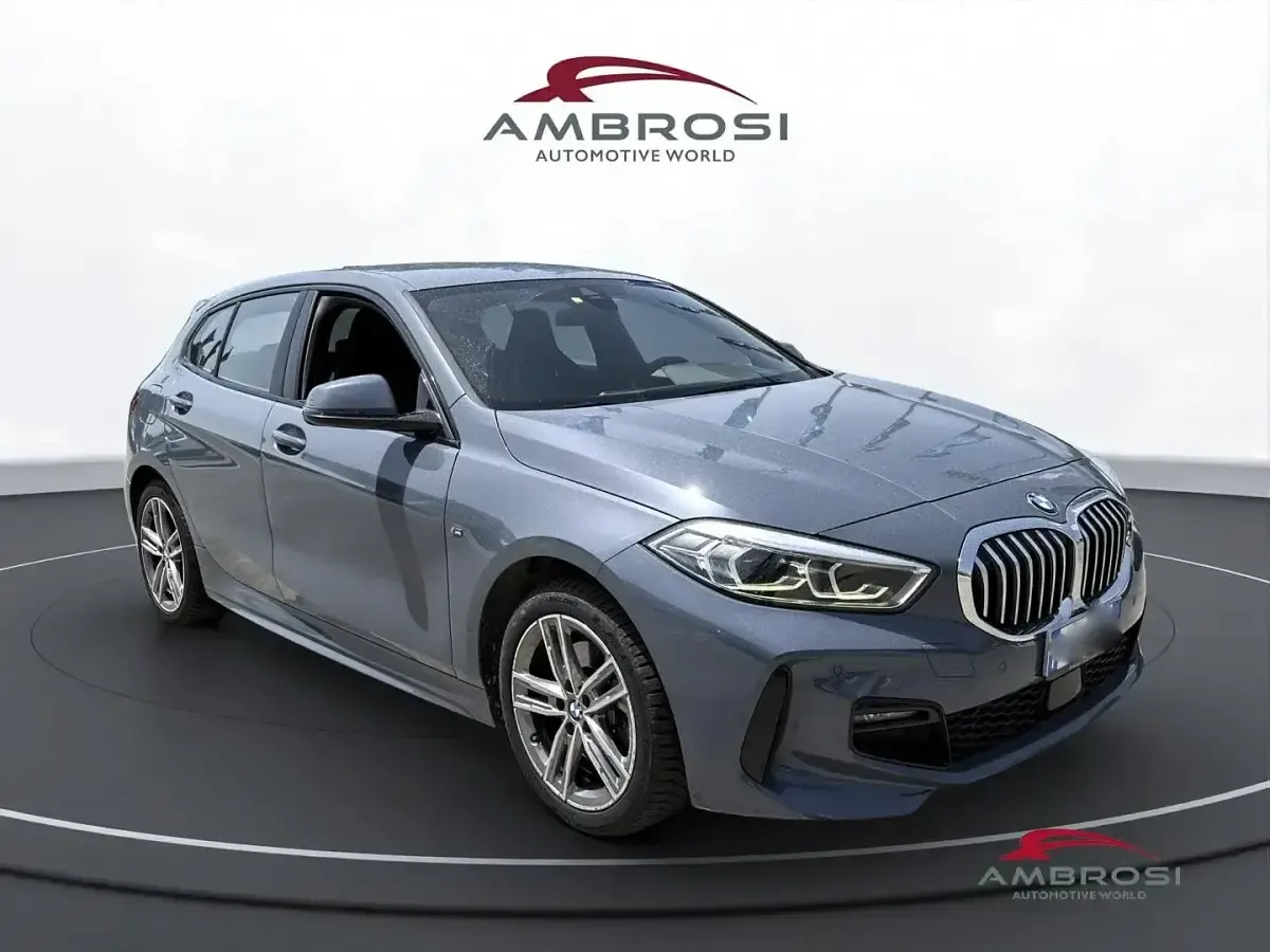 Usata BMW 116 M Sport 116 CV (85 kW) 2022 Grigio Utilitaria