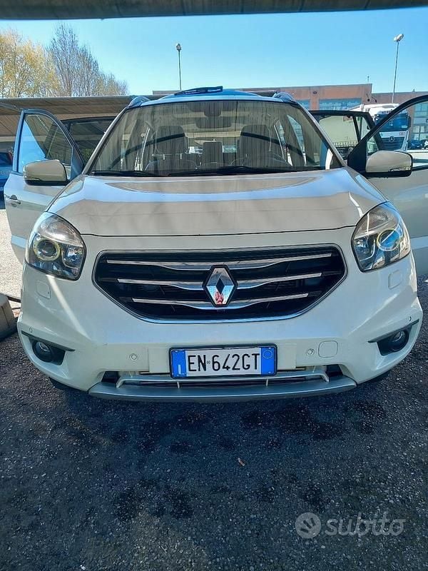 Usata Renault Koleos Luxe 150 CV (110 kW) 2012 Bianco SUV