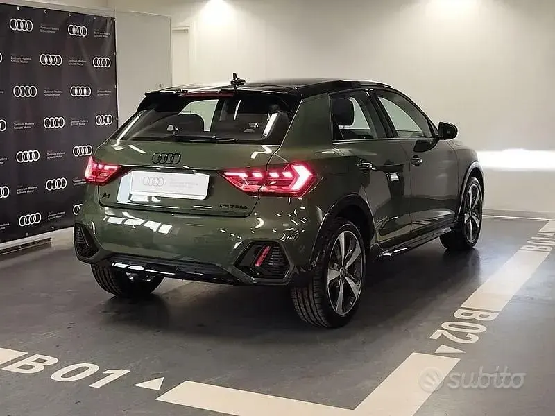 Nuova Audi A1 116 CV (85 kW) 2025 Verde SUV