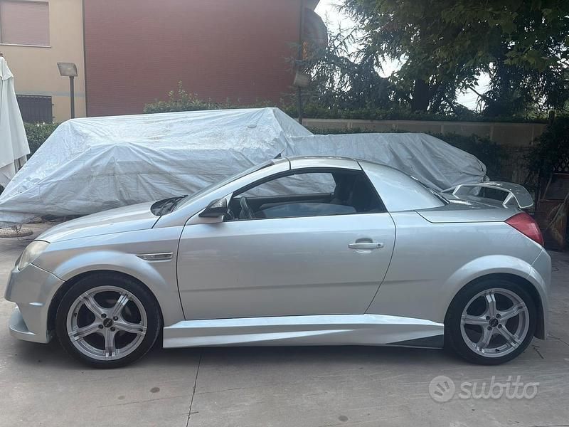 Usata Opel Tigra 2005 Utilitaria