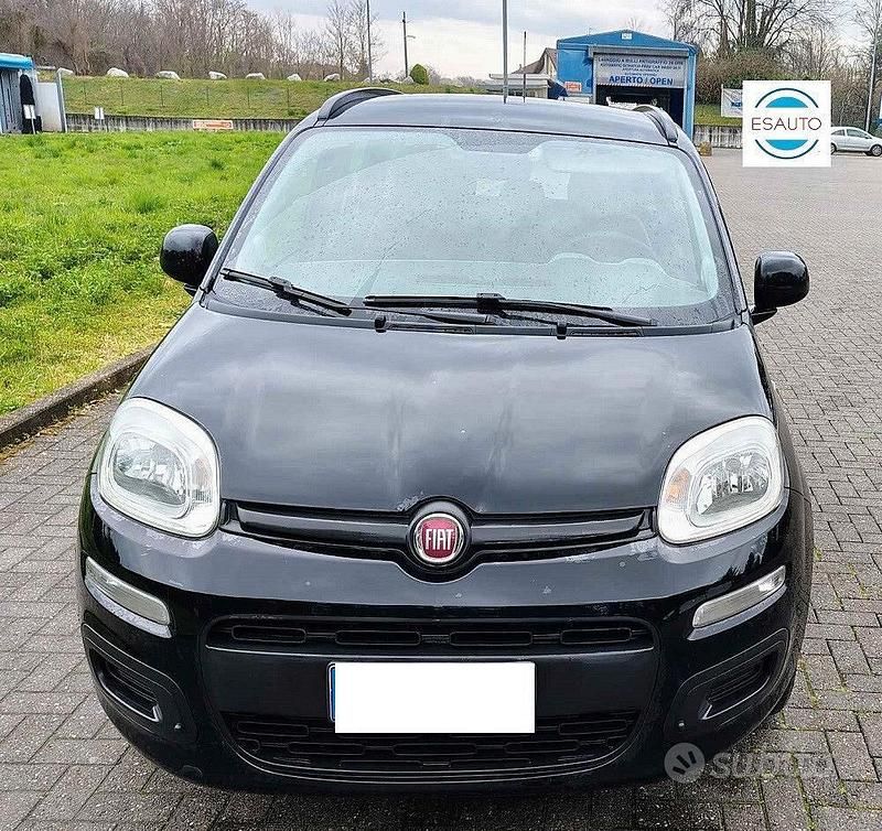 Usata Fiat Panda Lounge 69 CV (50 kW) 2013 Nero Utilitaria