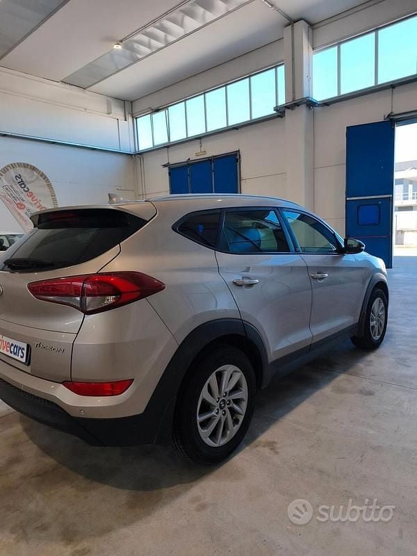 Usata Hyundai Tucson GO! 116 CV (85 kW) 2018 Beige SUV