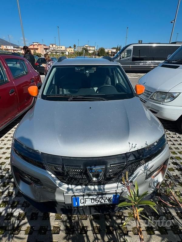 Usata 2023 Dacia Spring Due volumi | 8300 € (Ottimo prezzo) - Immagine 1/4