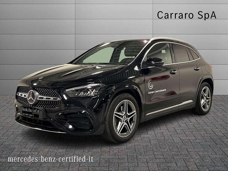 Nero cosmo Usata 2025 Mercedes GLA180 SUV | 41.400 € (Ottimo prezzo) - Immagine 1/4